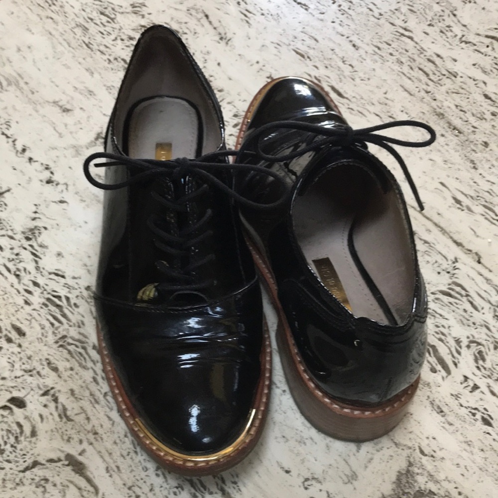 Black patent leather loafers sz 6 Louis Et Cie